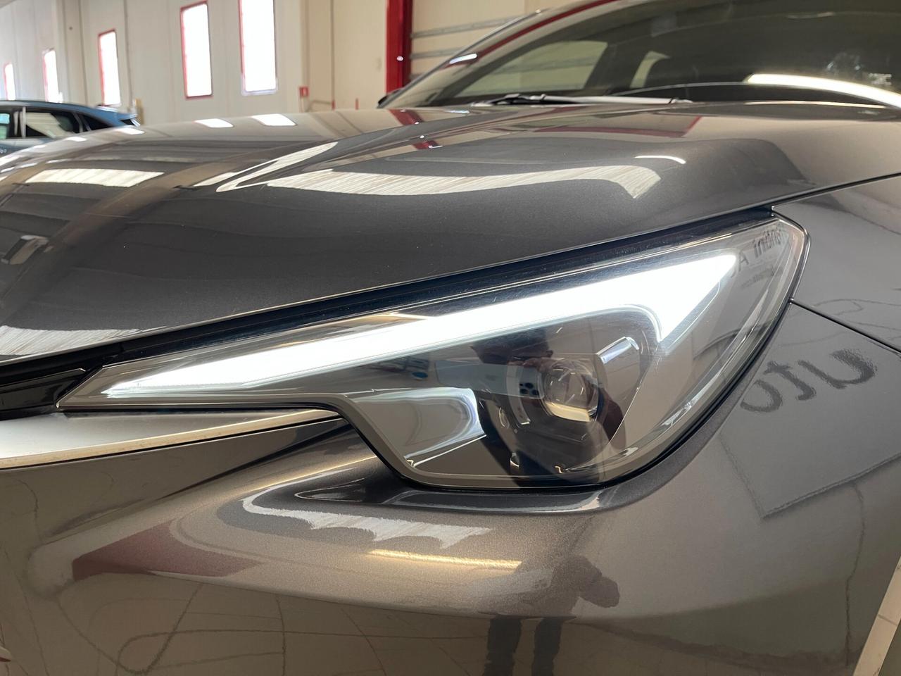 Lexus LBX Elegant hybrid 1.5 2wd e-cvt-Ok Neopat-LEGGI SOTTO
