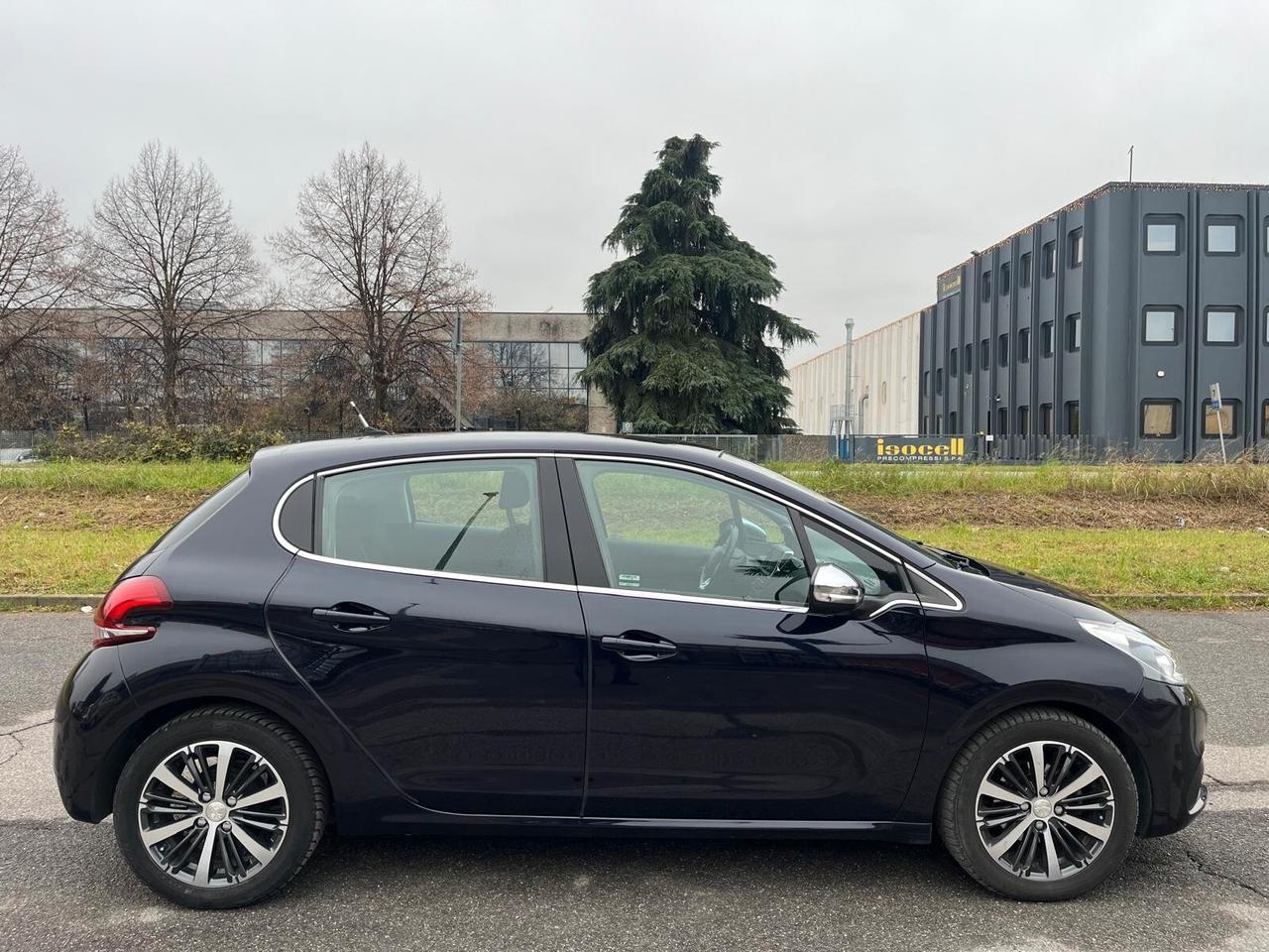 Peugeot 208 BlueHDi 75 5 porte Allure