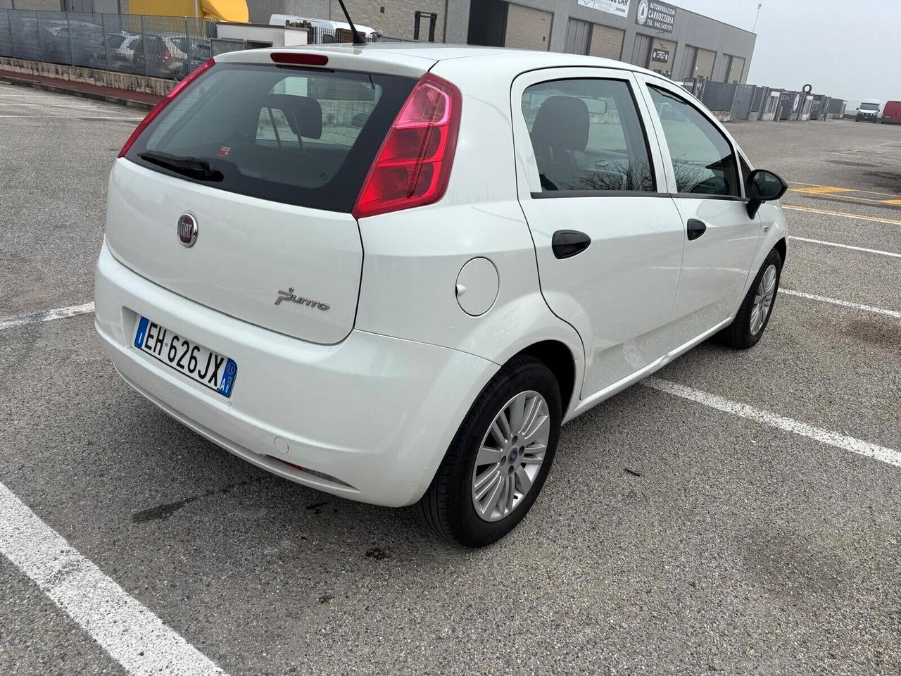 Fiat Grande Punto 1.3MJT 75 5p.Van Actual 4pt