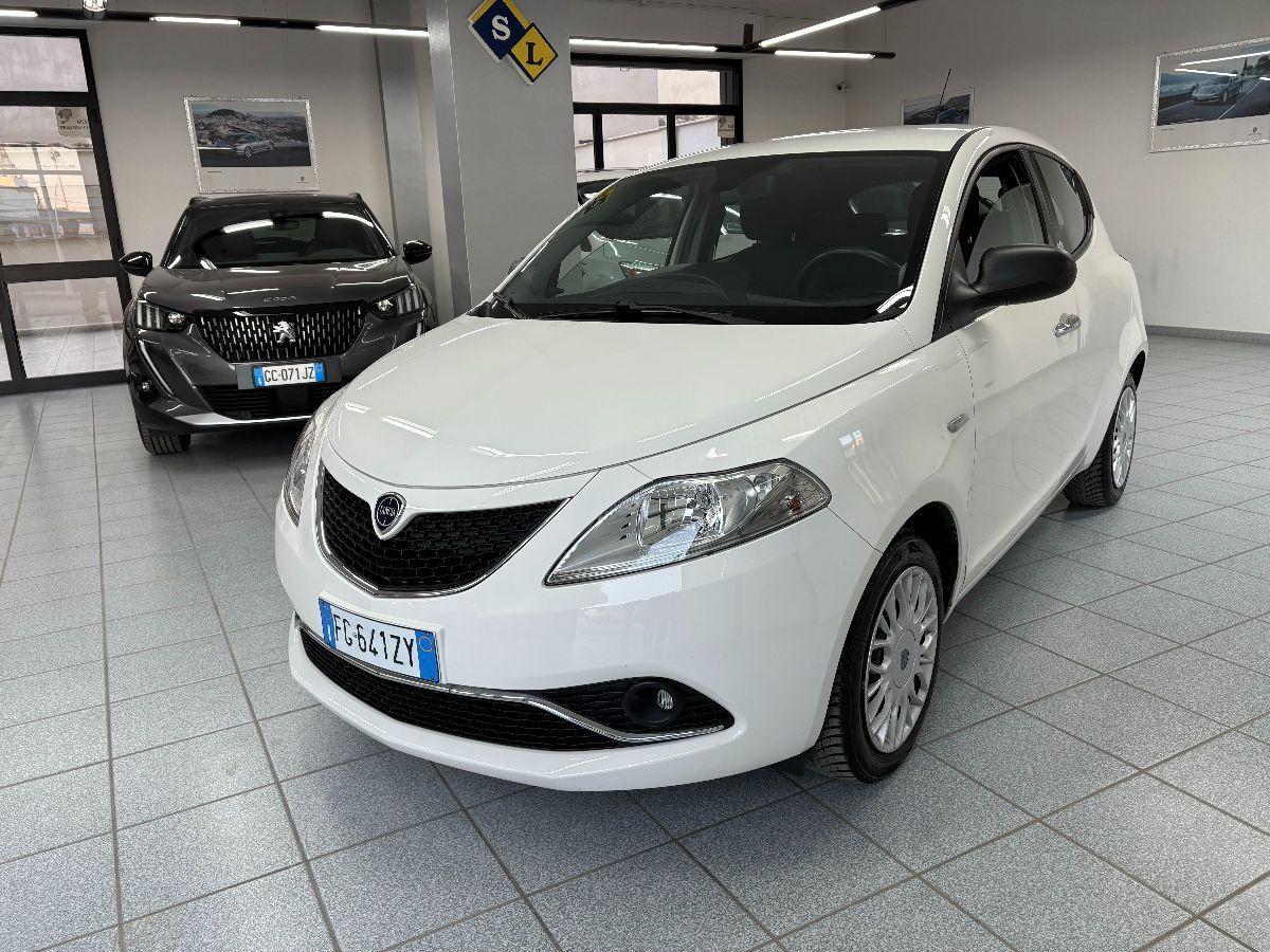 LANCIA - Ypsilon - 1.2 69 CV 5p. GPL Ecochic Gold/ UNICO PROPRIETARIO/ VOLANTE MULTIFUNZIONE/ SCHERMO TOUCH/ FENDINEBBIA