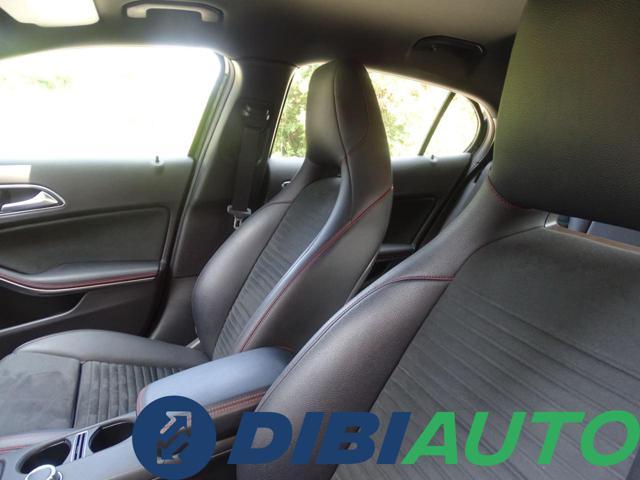 MERCEDES-BENZ GLA 200 d Automatic Premium AMG LINE