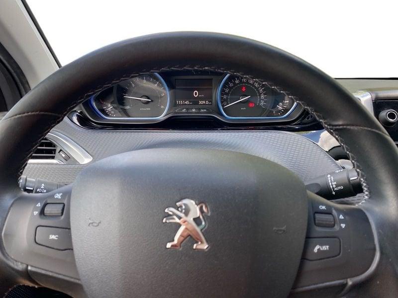 Peugeot 2008 BlueHDi 100cv Allure