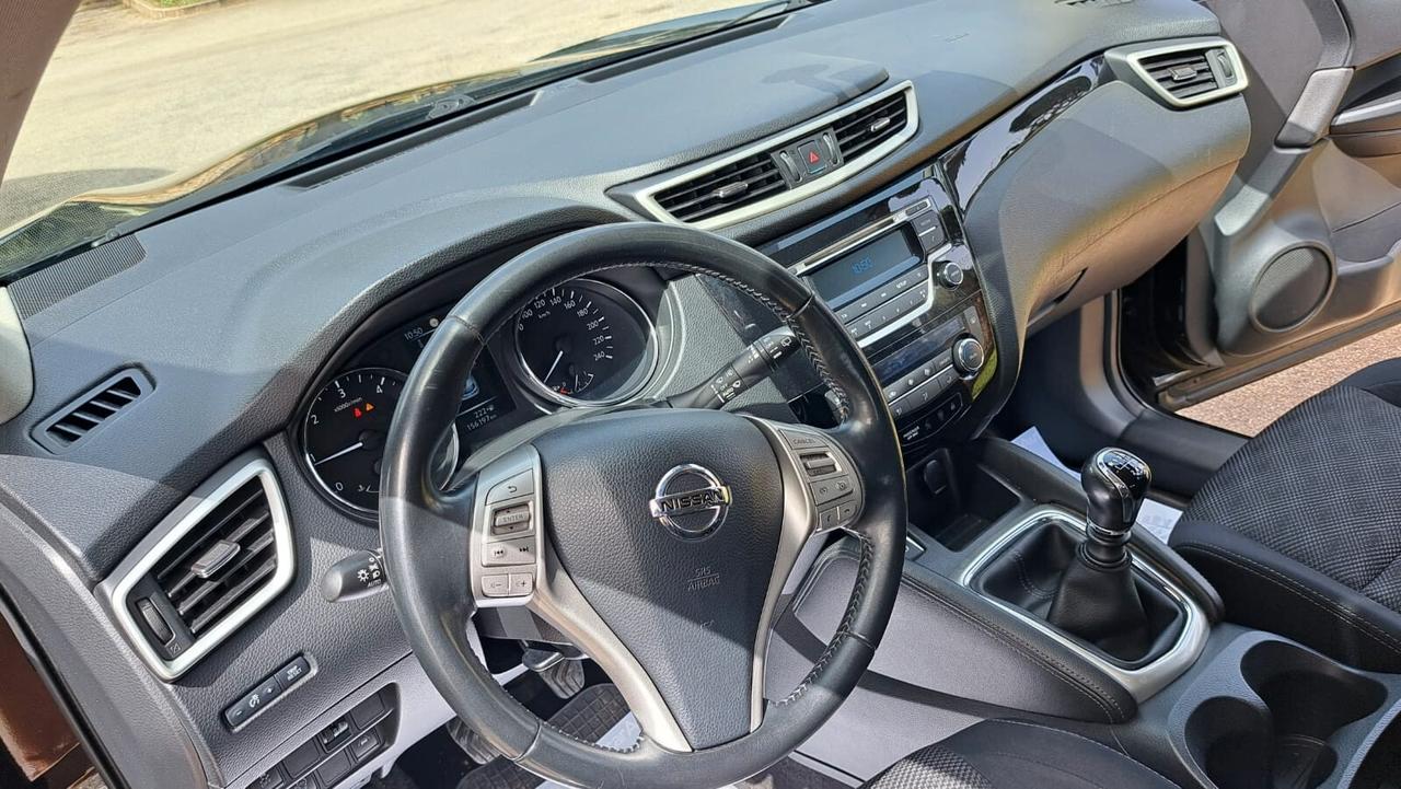 Nissan Qashqai 1.5 dCi Visia