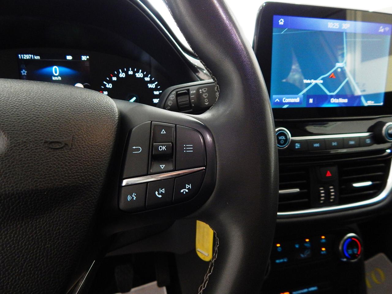 Ford Puma 1.5 ecoblue Titanium S&S NAVI-CARPLAY-PARK