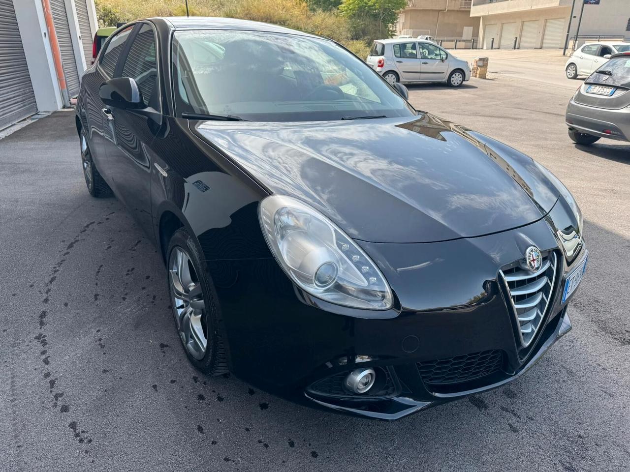 Alfa Romeo Giulietta 1.6 JTDm-2 105 CV Distinctive