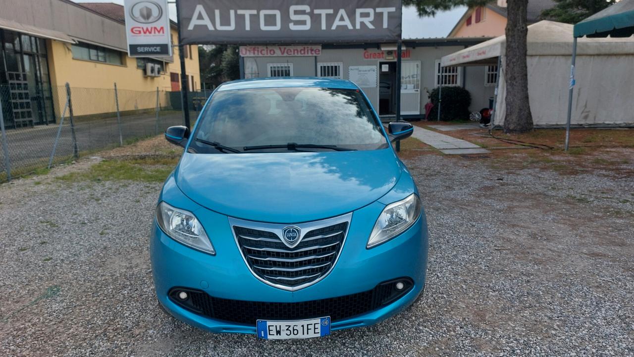 Lancia Ypsilon 1.2 69 CV 5 porte Elefantino