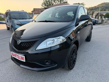 Lancia Ypsilon 0.9 TwinAir 5 porte Metano Ecochic Elefantino Blu