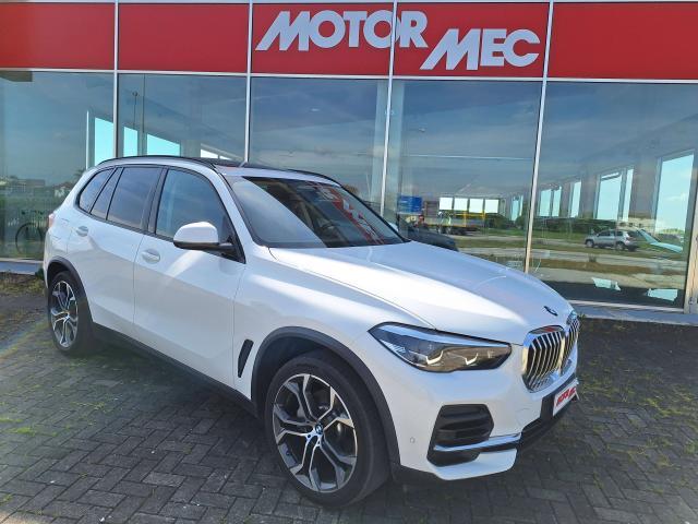 BMW X5 X5 Xdrive25d Business auto Pelle color Cognac, Parking Assistant Plus, Cerchi da 21, Tetto panoramico apribile