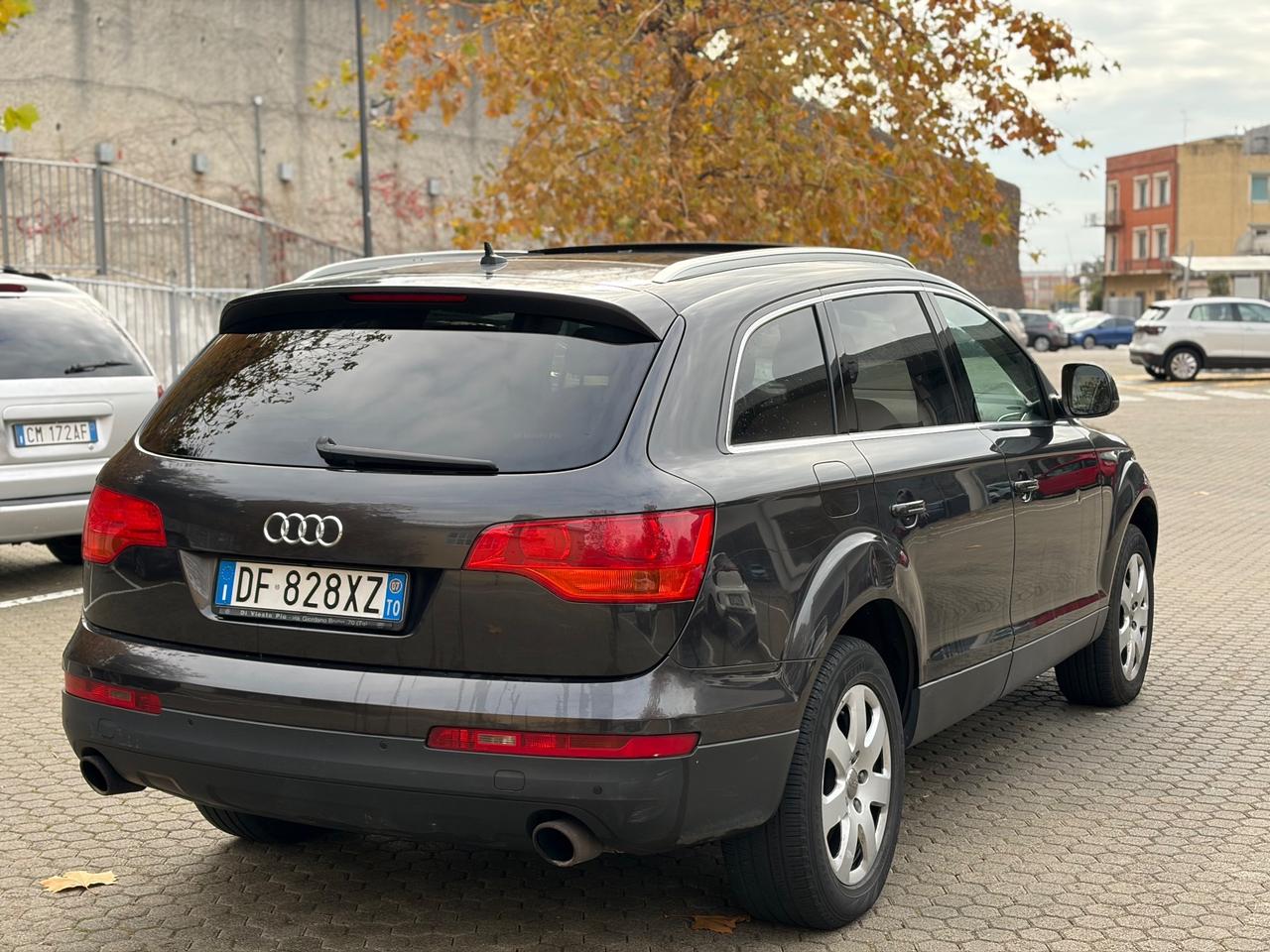 Audi Q7 4.2 V8 FSI quattro tiptronic 7 posti 349cv