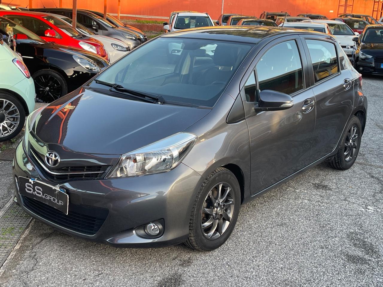 Toyota Yaris 1.4 D-4D 5 porte Lounge