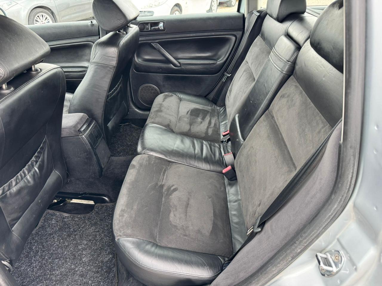 Volkswagen Passat 1.9 TDI/101 CV cat Var. C.line