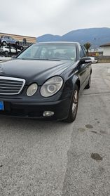 Mercedes-benz E 270 CDI cat Elegance