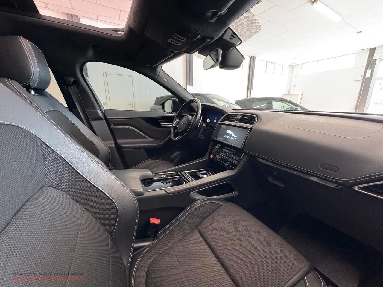 Jaguar F-Pace 2.0 D 240CV R-Sport 2018