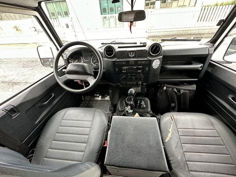 Land Rover Defender Defender 110 2.4 td Sw 122cv