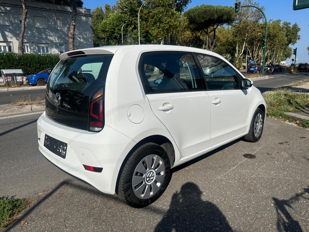 Volkswagen up! 1.0 75 CV 5p. move up! Clima Pdc