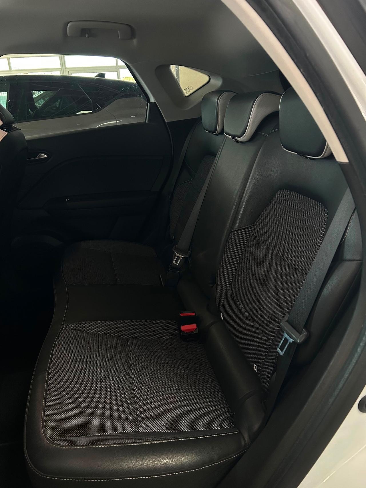 Renault Captur Blue dCi 115 CV EDC Zen