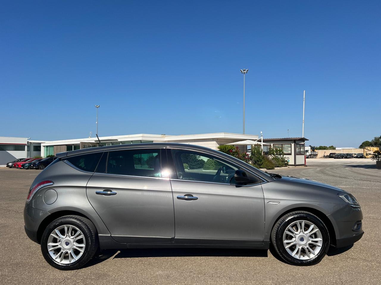 Lancia Delta 1.6 MJT 120cv Platino - 2011