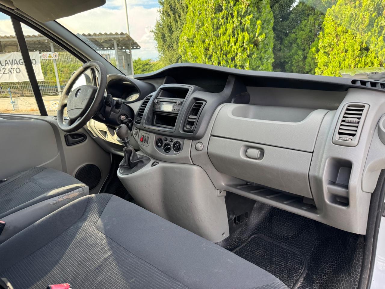 Opel VIVARO Passo lungo