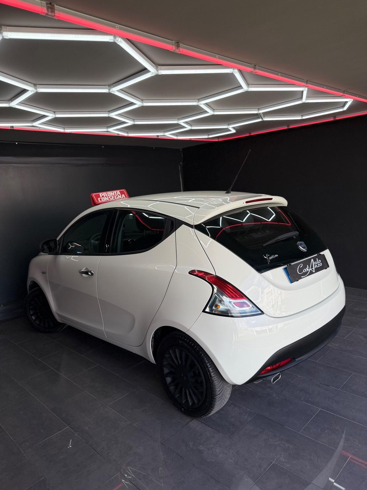 Lancia Ypsilon 1.2 Benzina 69cv Platinum 2014