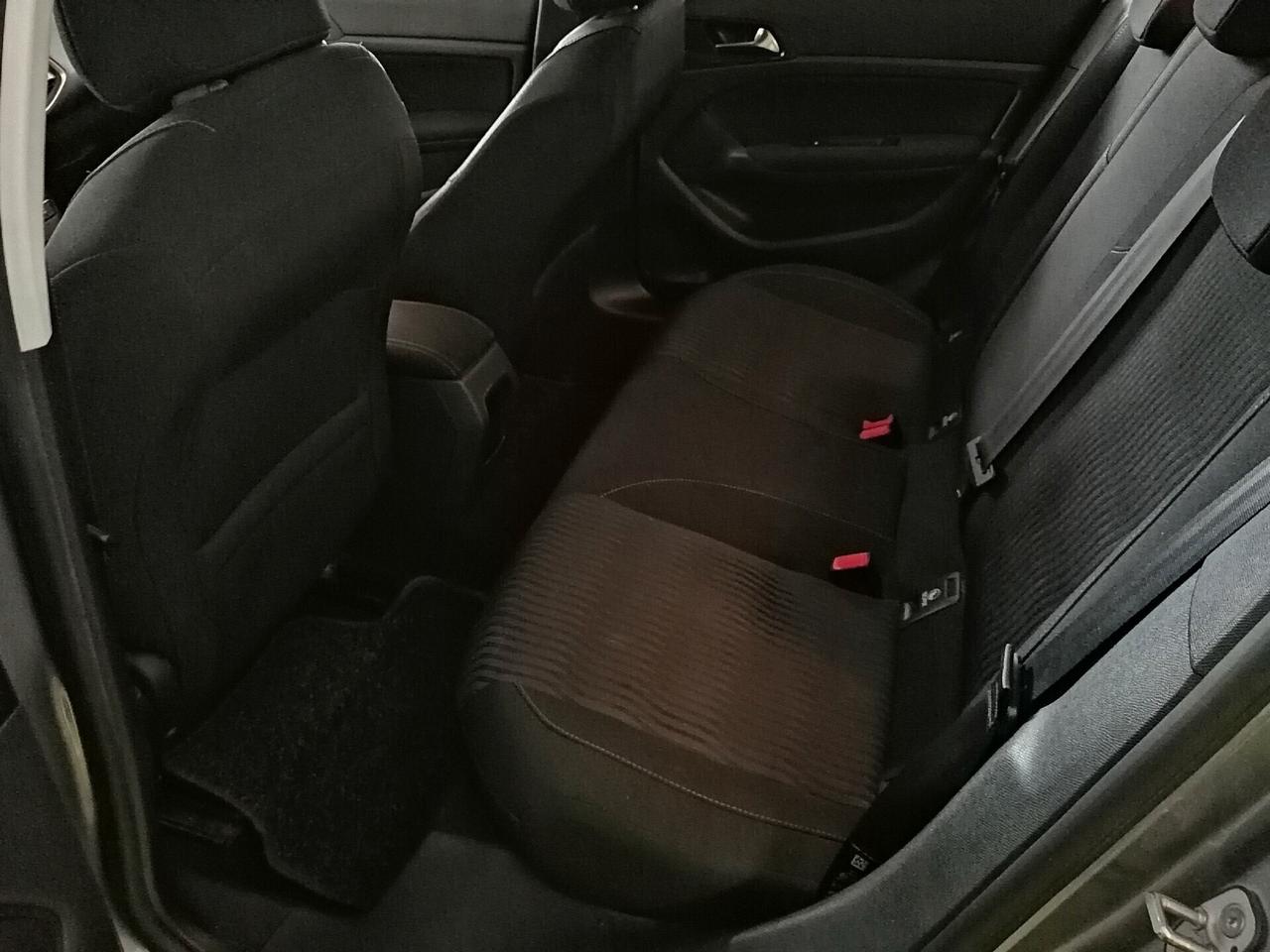 Peugeot 308 1.6 HDi 92 CV Business