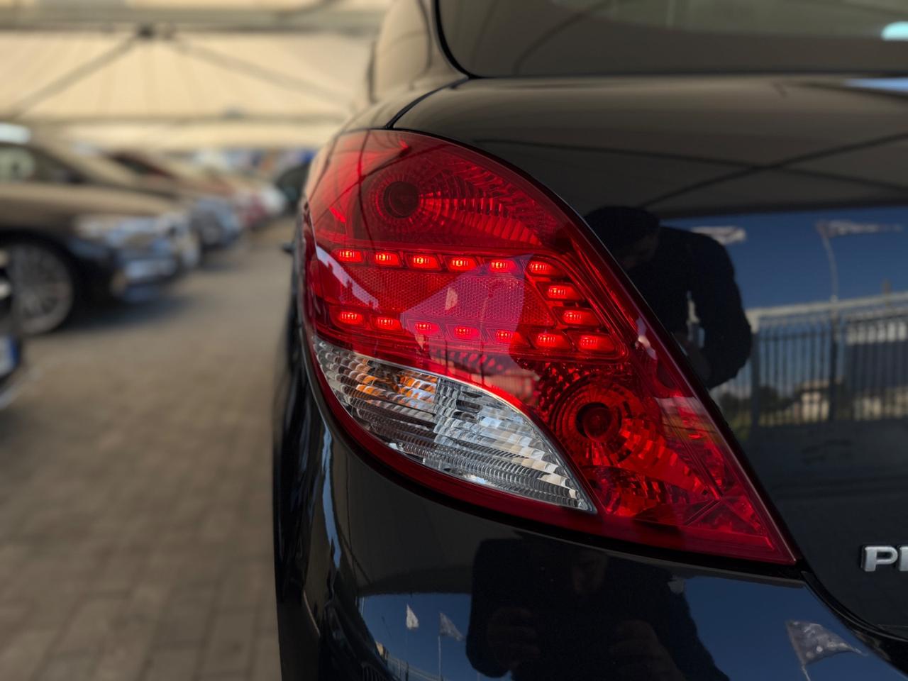 Peugeot 207 1.4 HDi 70CV