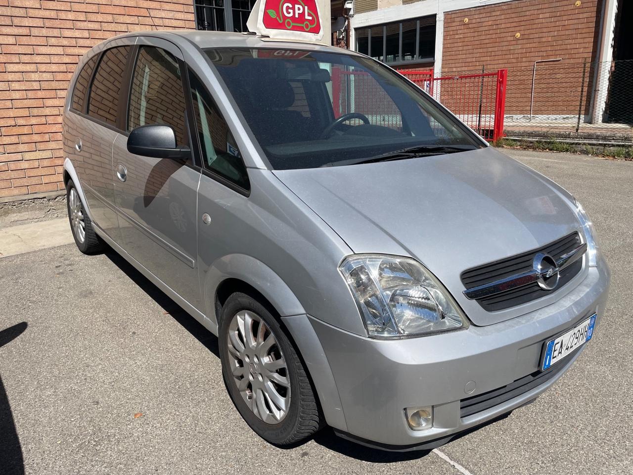 Opel Meriva 1.4 16V GPL-TECH Club