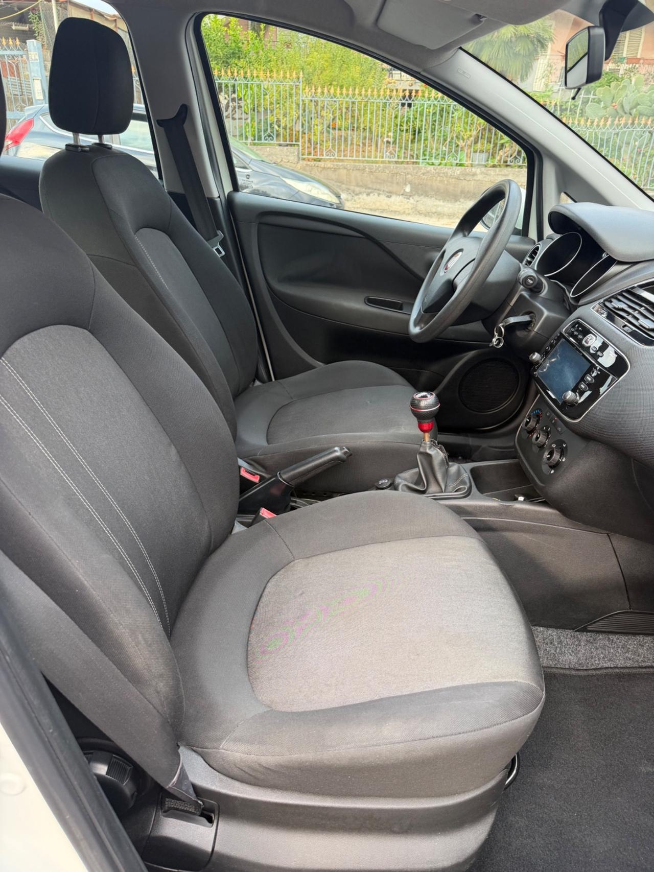 Fiat Punto 1.3 MJT II 75 CV 5 porte Street