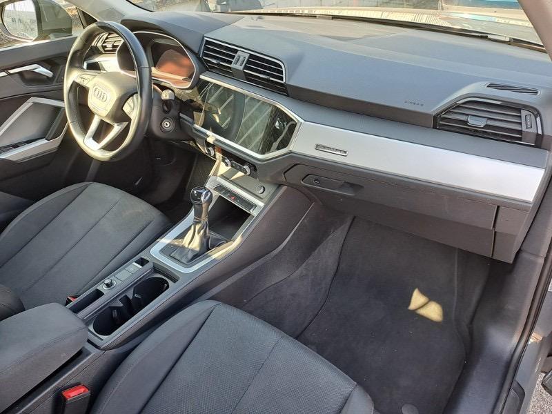 Audi Q3 35 2.0 tdi Business Advanced quattro s-tronic