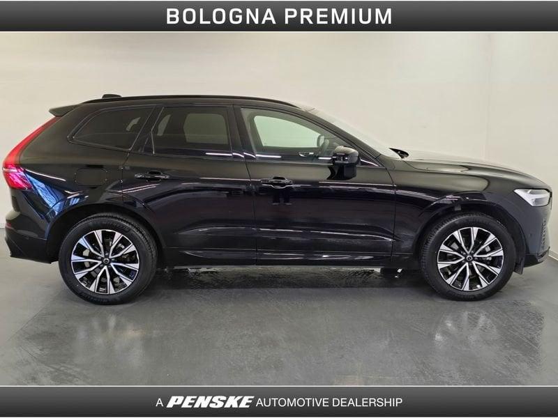 Volvo XC60 XC60 B5 AWD automatico Plus Dark