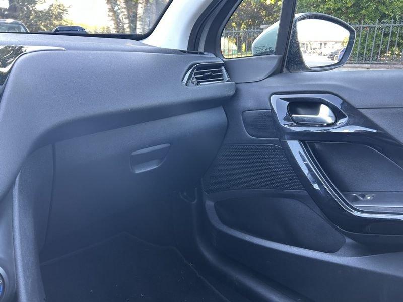 Peugeot 208 PureTech 82 5p Active TAGLIANDO E GARANZIA