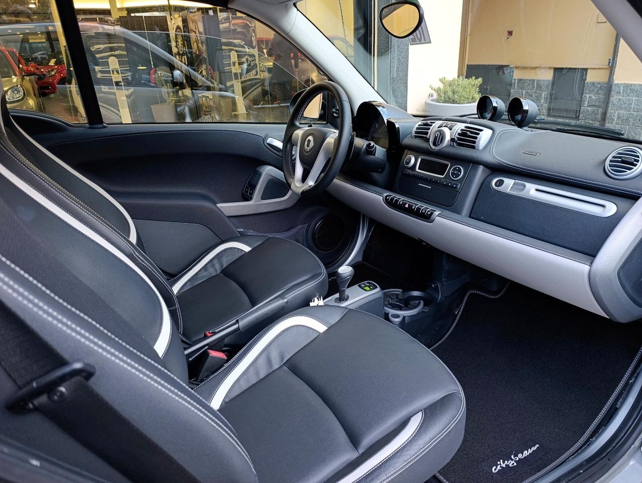 Smart ForTwo 1000 52 kW MHD cabrio passion