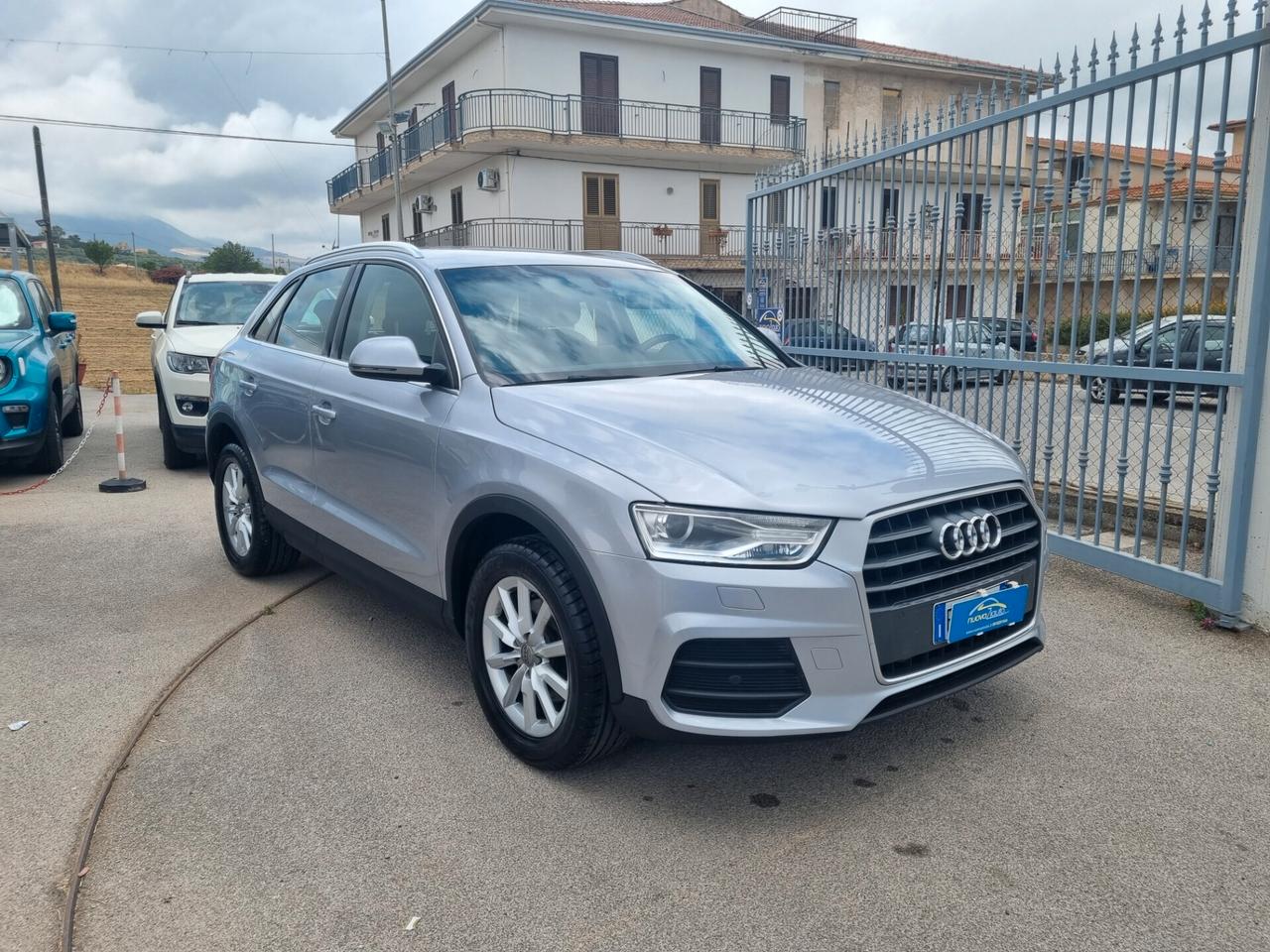 Audi Q3 2.0 TDI 120 CV anno 11-2017 Nav