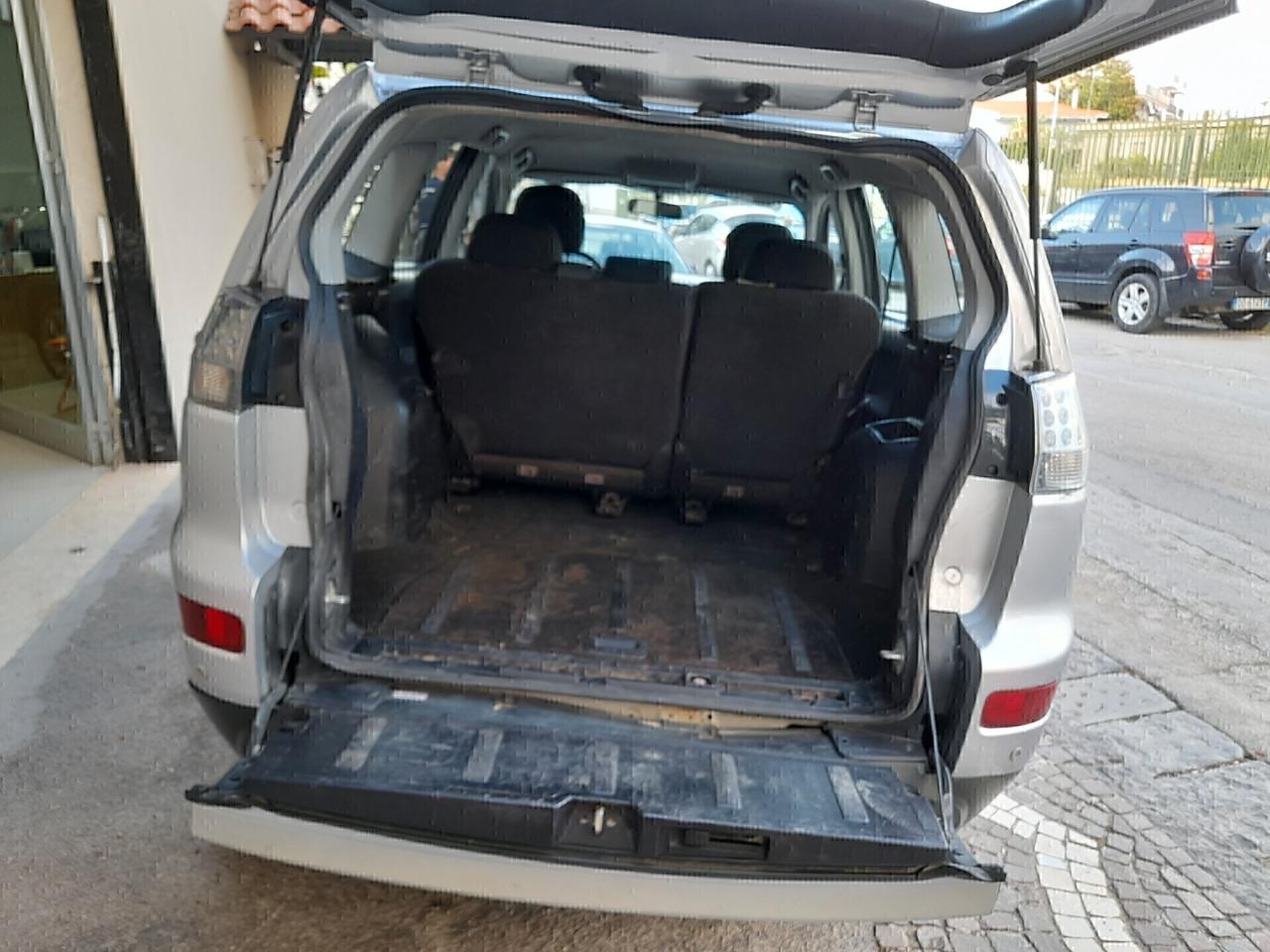 Mitsubishi Outlander 2.0 4X4