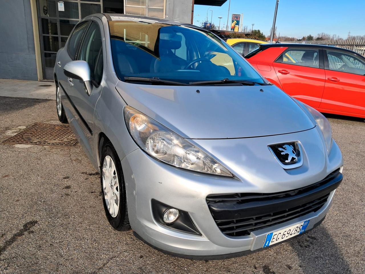 Peugeot 207 1.4 HDi 70CV FAP 5p. Mix