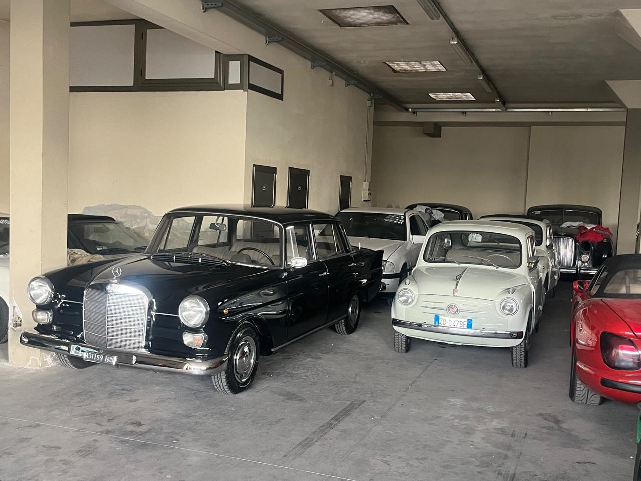 Mercedes benz 230 W110 Codine 6 cilindri