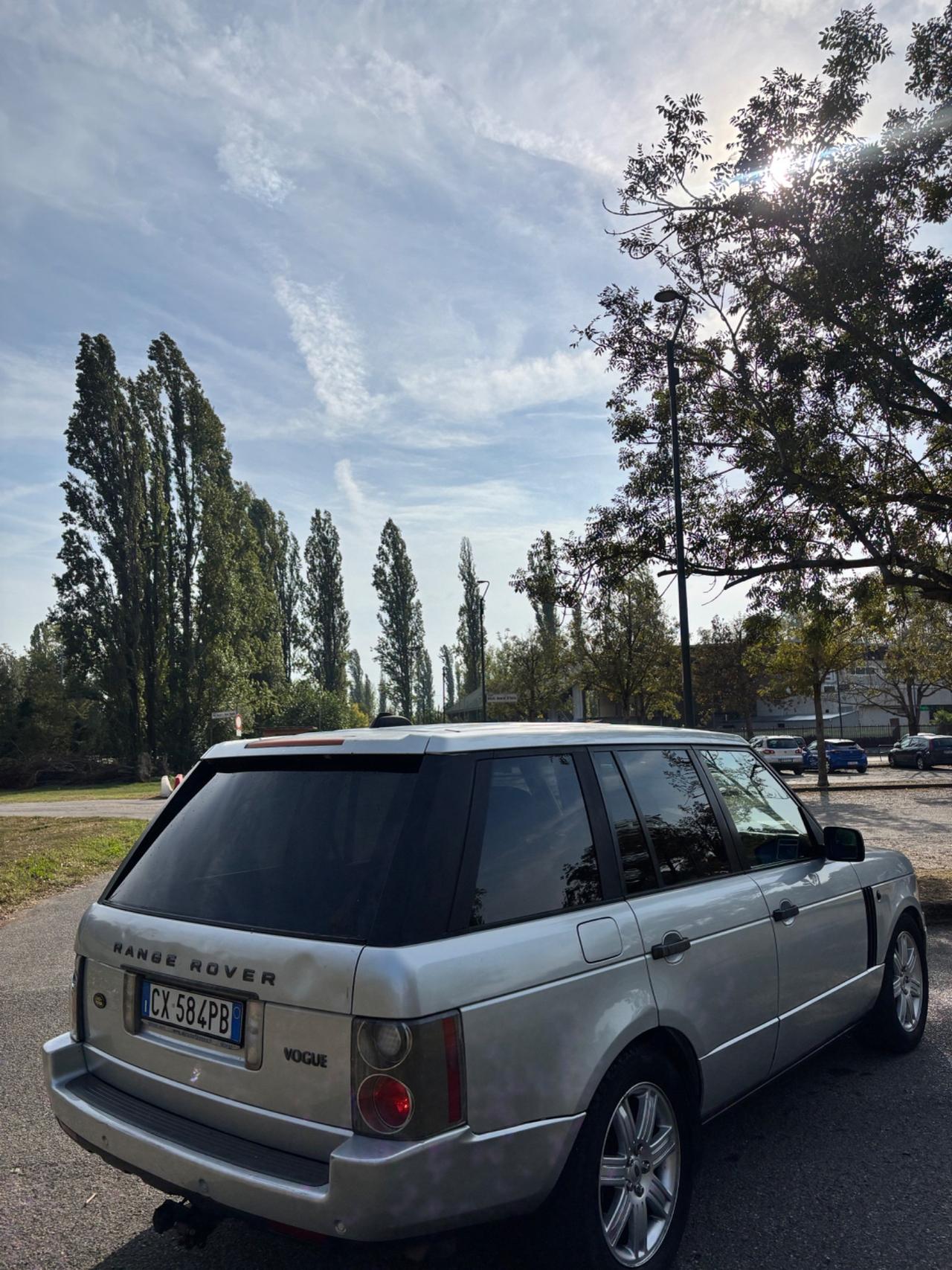 Land Rover Range 3.0 Td6 Vogue Foundry