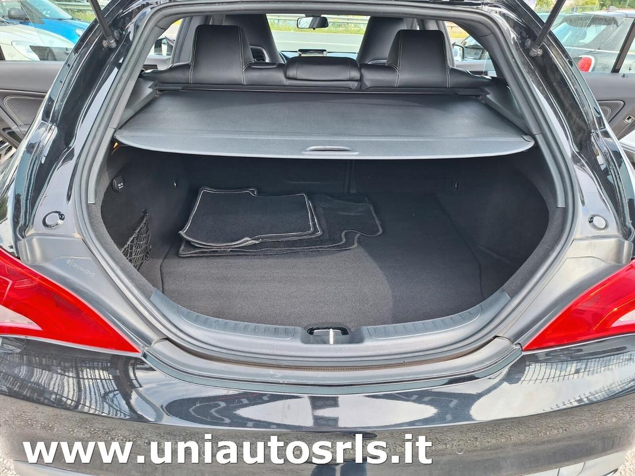Mercedes-benz CLA 180 d Premium