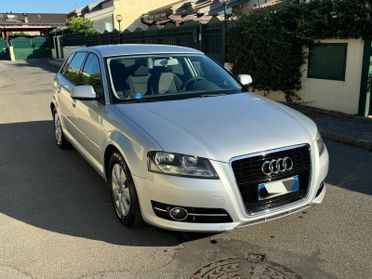 Audi A3 1.6 TDI 105cv Attraction