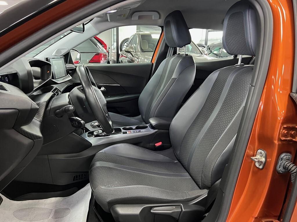 Peugeot 2008 e-2008 Allure Pack 100kW