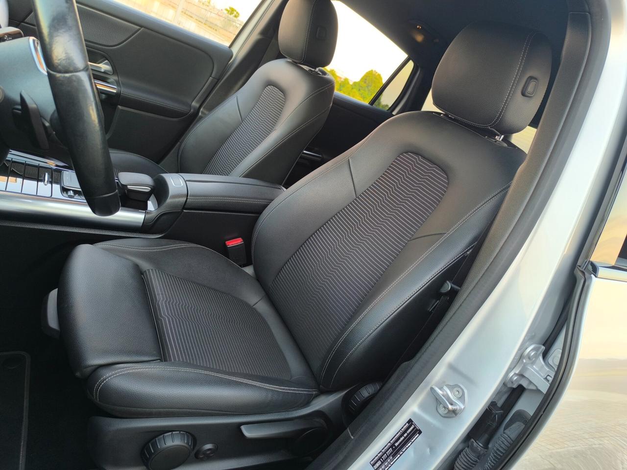 MERCEDES-BENZ GLA 200 D 150cv AUTOMATIC SPORT PLUS