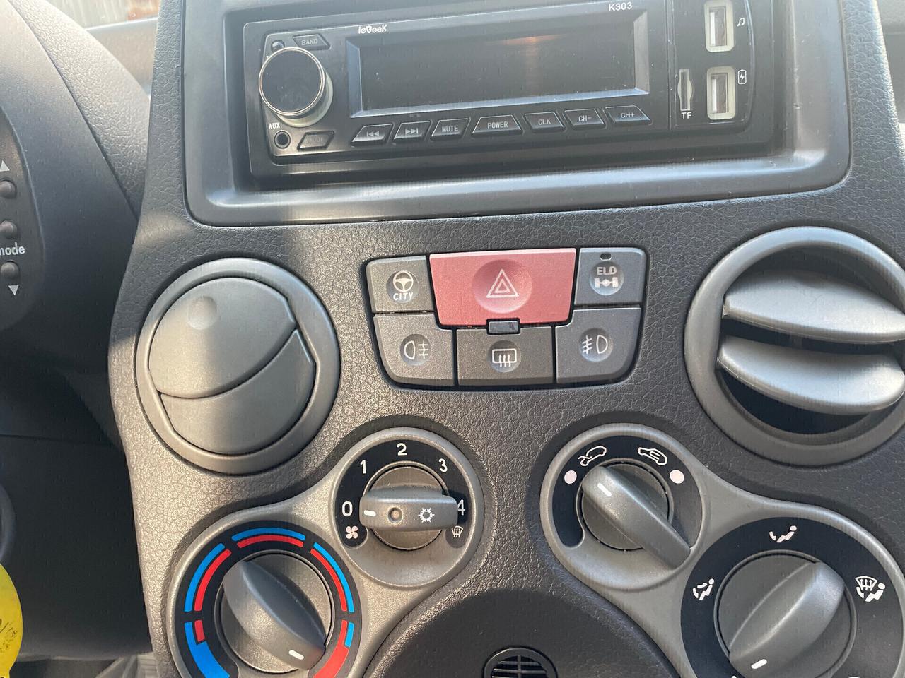 Fiat Panda 4x4 1.3 mjt DIESEL -- CON TASTO ELD