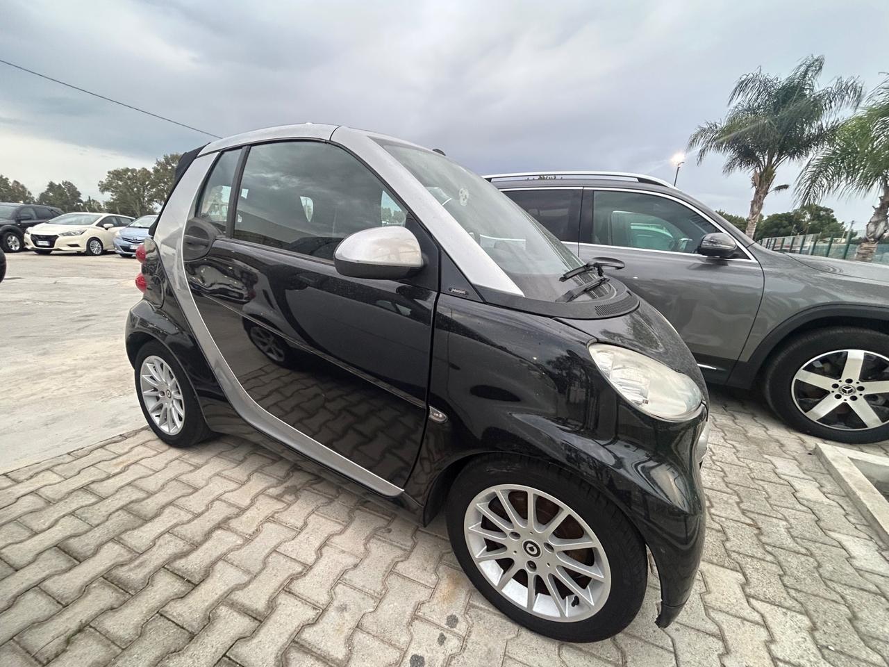 Smart ForTwo 1000 52 kW MHD cabrio pure
