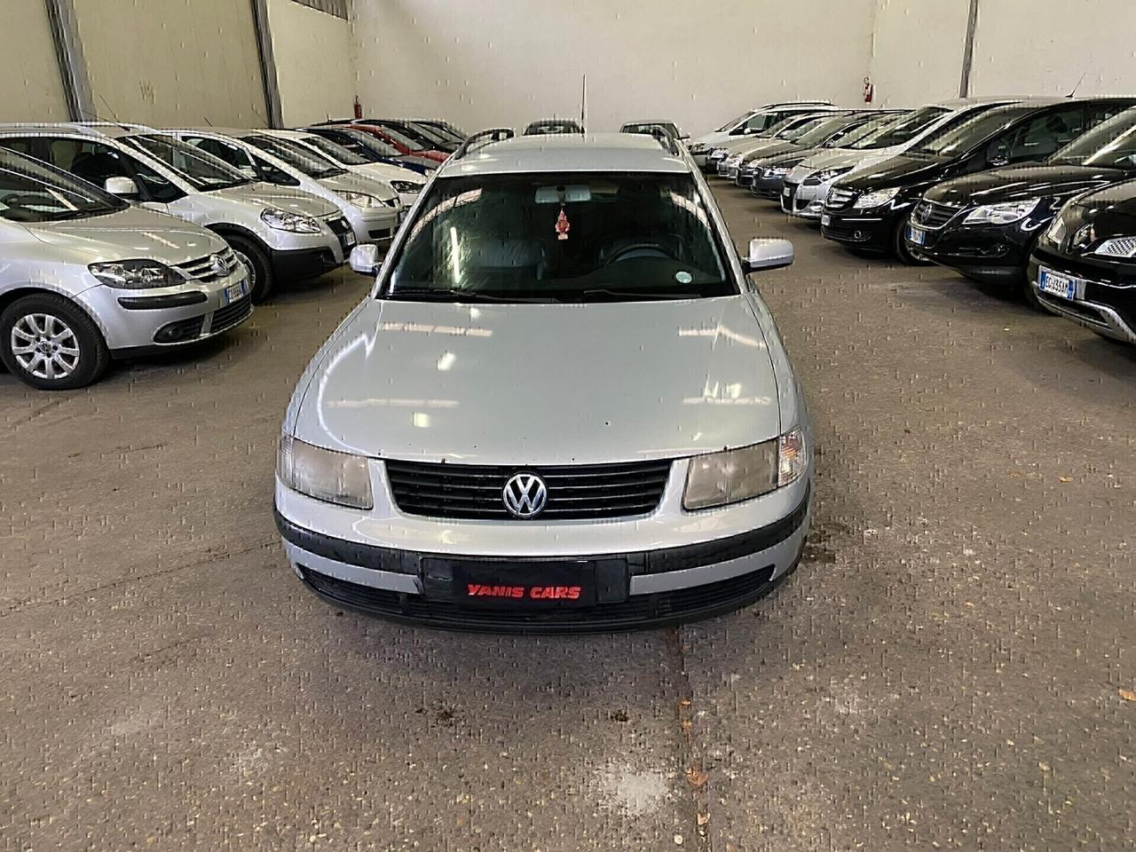 Volkswagen Passat 1.8 T 20V cat Trendline-2002
