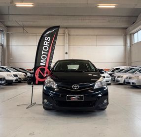 Toyota Yaris 1.3 5 porte Lounge NEOPATENTATI