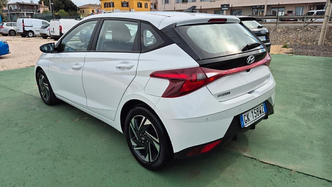 Hyundai i20 1.2 MPI MT Connectline