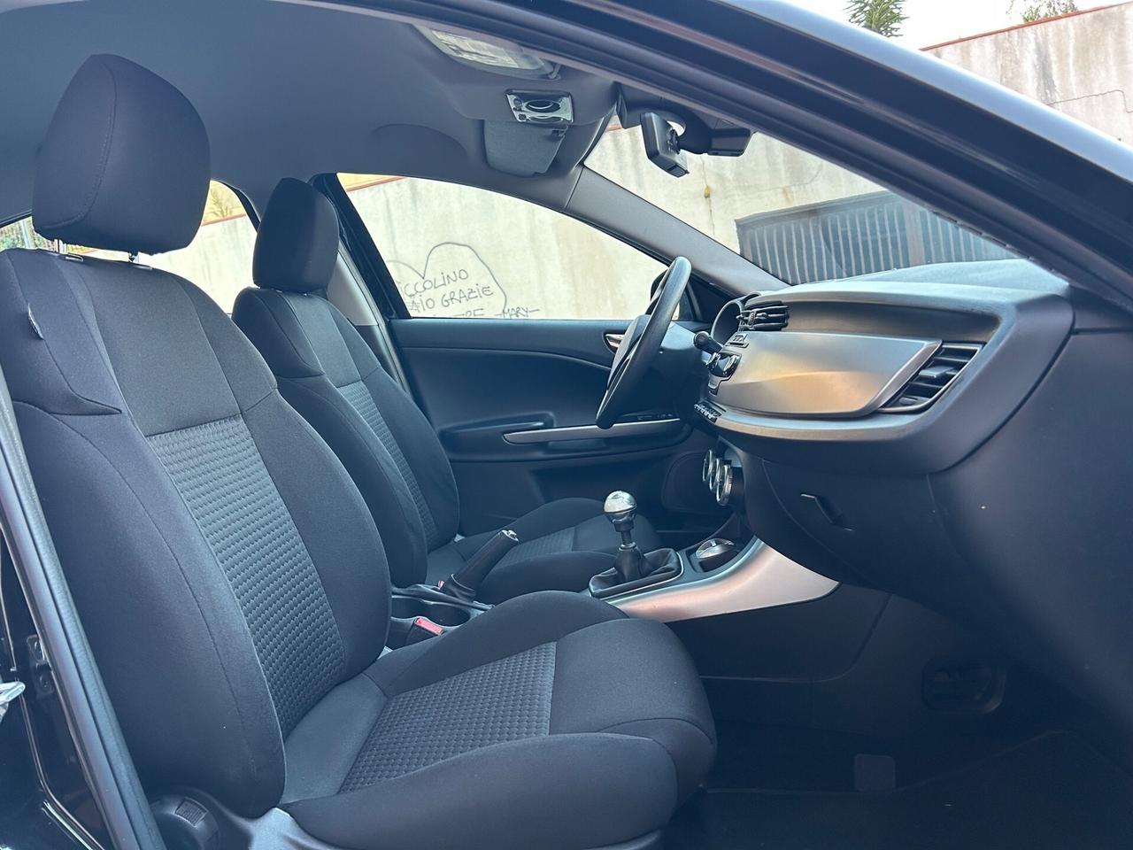 Alfa Romeo Giulietta 1.6 JTDm garanzia di 12 mesi