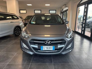 HYUNDAI I30 ANNO 2015 ds 1.6 ADATTA NEOPATENTATI KM 154 mila