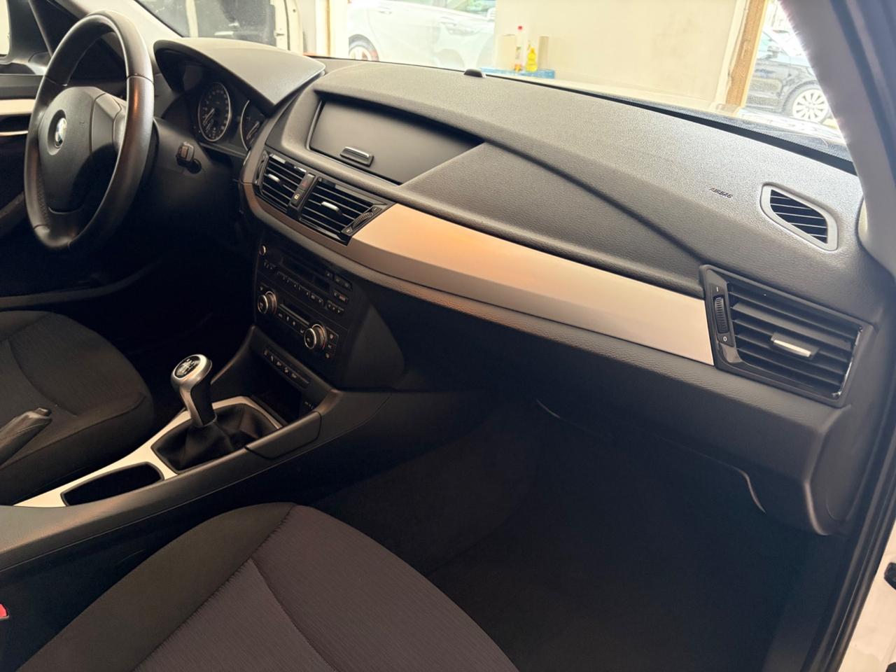 BMW X1 xDrive18d SPORT LINE 130.000 KM