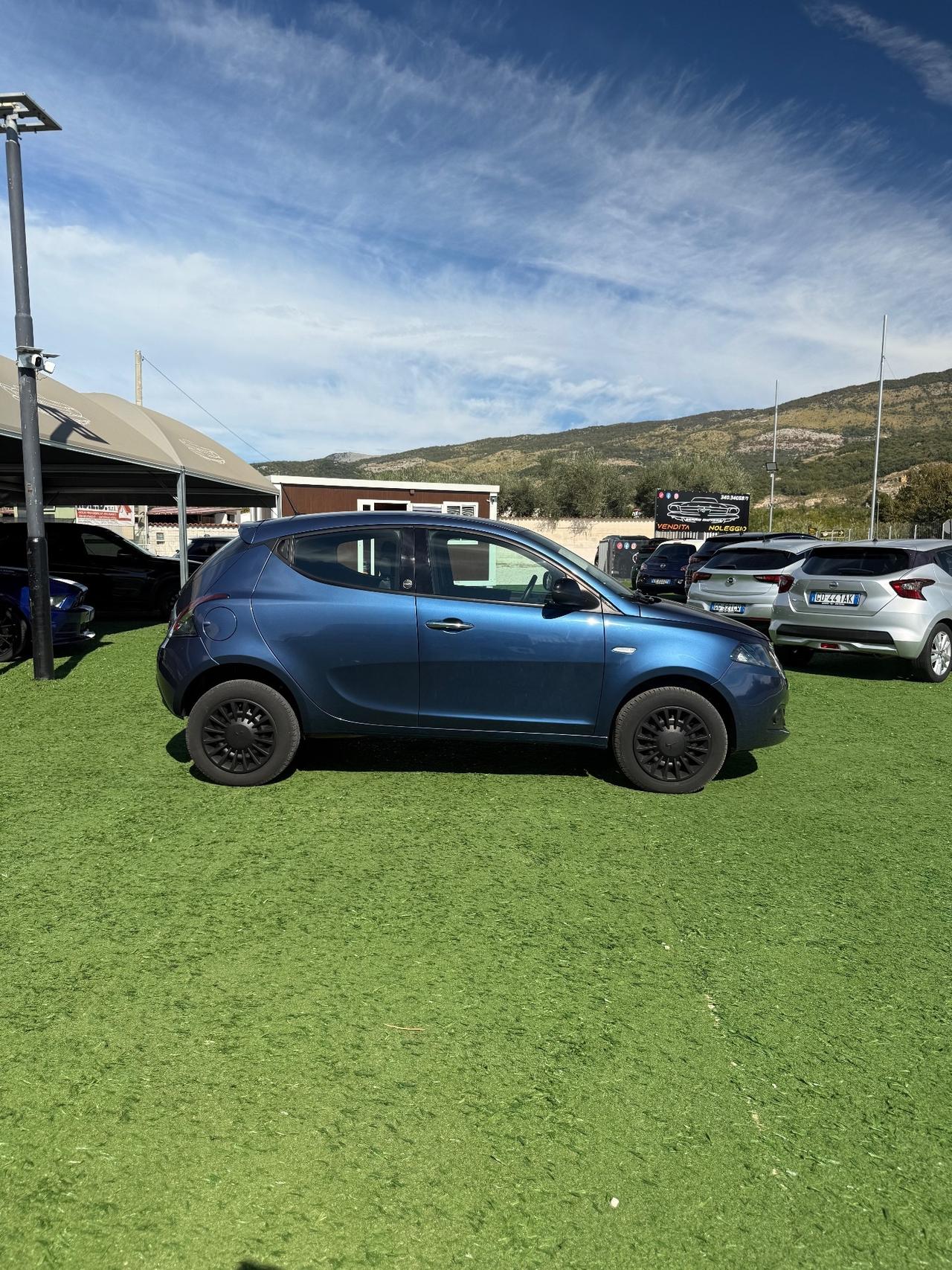Lancia Ypsilon 0.9 TwinAir 5 porte Metano Ecochic Gold