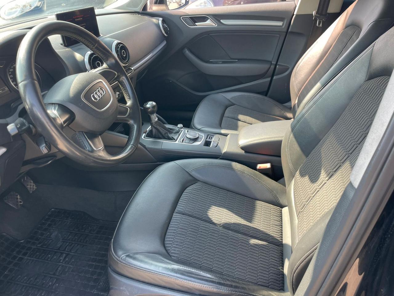 Audi A3 SPB 1.6 TDI clean diesel Attraction